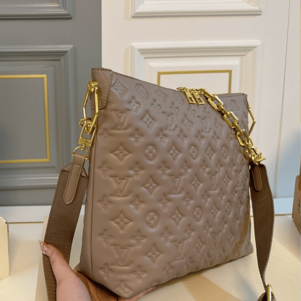 Louis Vuitton Coussin Hobo MM Galet 15.0 Inches M12071
