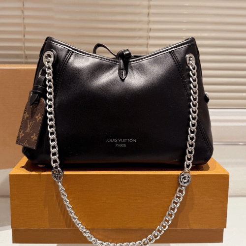 Louis Vuitton Carryall Vibe BB Black 10.2 Inches