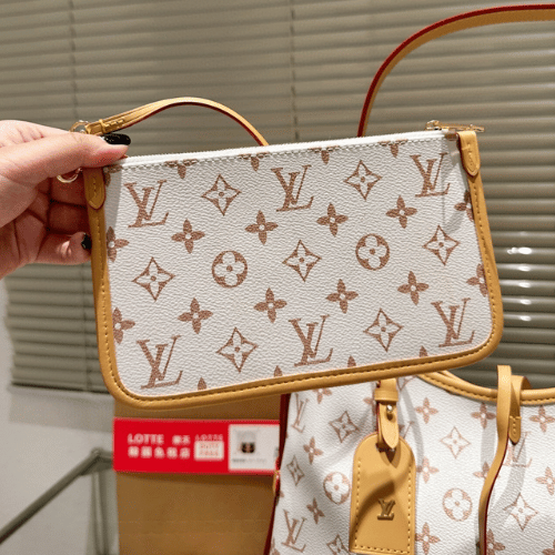 Louis Vuitton Carryall PM Monogram White Brown 11.4 Inches