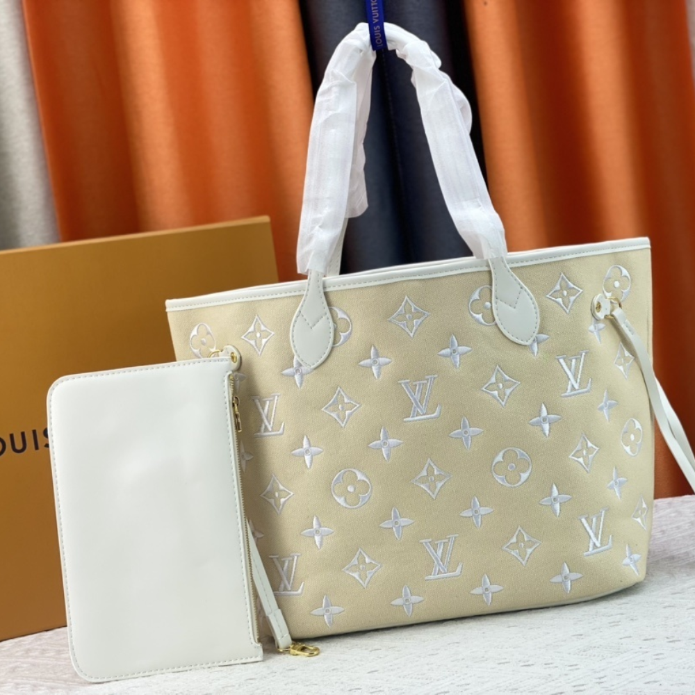 Louis Vuitton Neverfull MM Monogram Giant By The Pool White On Beige 12.2 Inches M22838