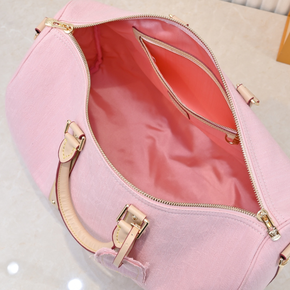 Louis Vuitton Keepall Bandoulière 45 Pink 7.5 Inches M13748