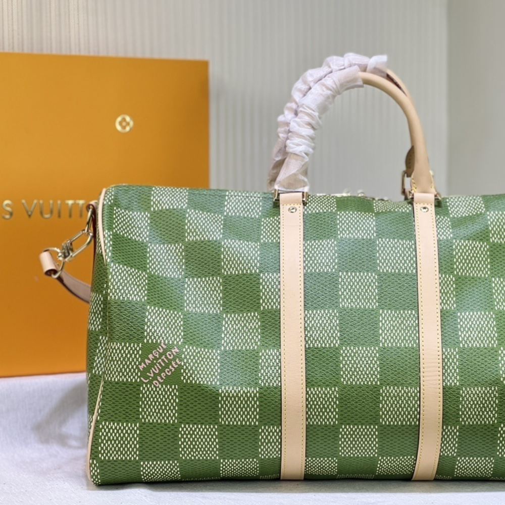Louis Vuitton Keepall Bandoulière 50 Bag Green 19.7 Inches N40667