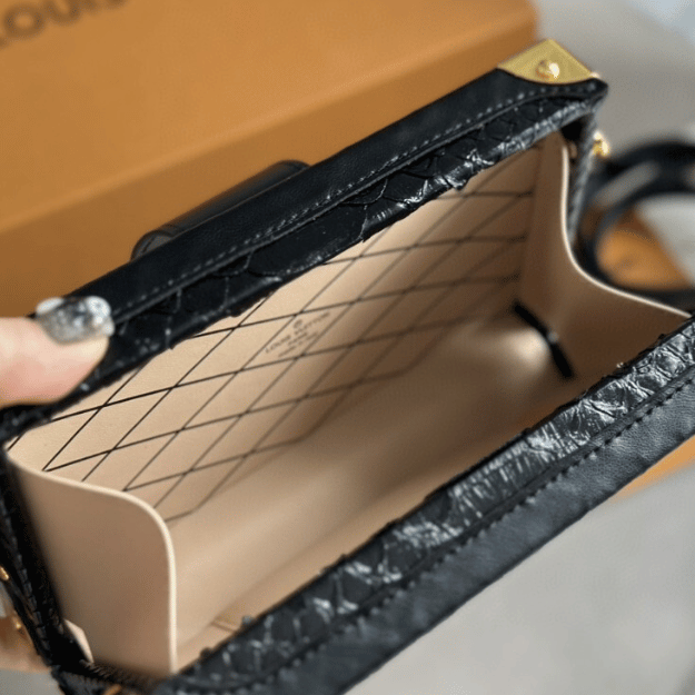 Louis Vuitton Side Trunk Box Black 7.5 Inches