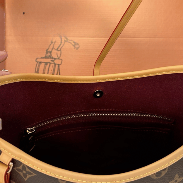 Louis Vuitton Carryall PM Monogram 11.4 Inches M46203