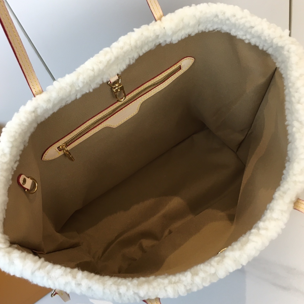Louis Vuitton Neverfull Monogram Shearling Trim MM Brown 12.2 Inches M56960