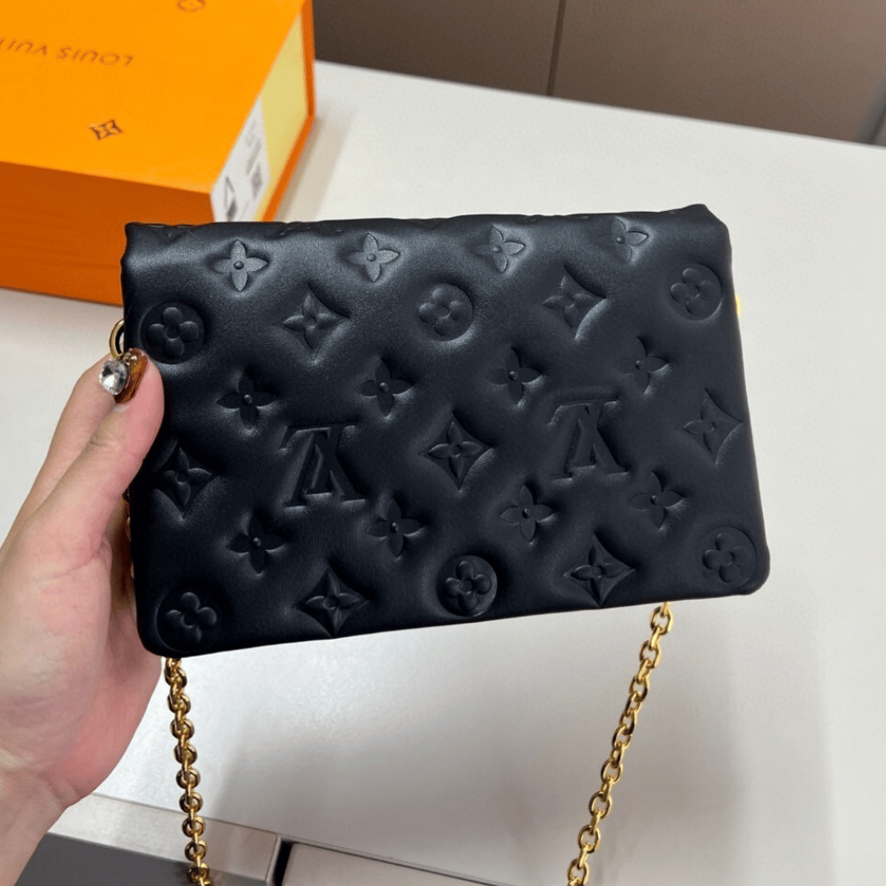 Louis Vuitton Pochette Coussin Black 7.9 Inches M82116