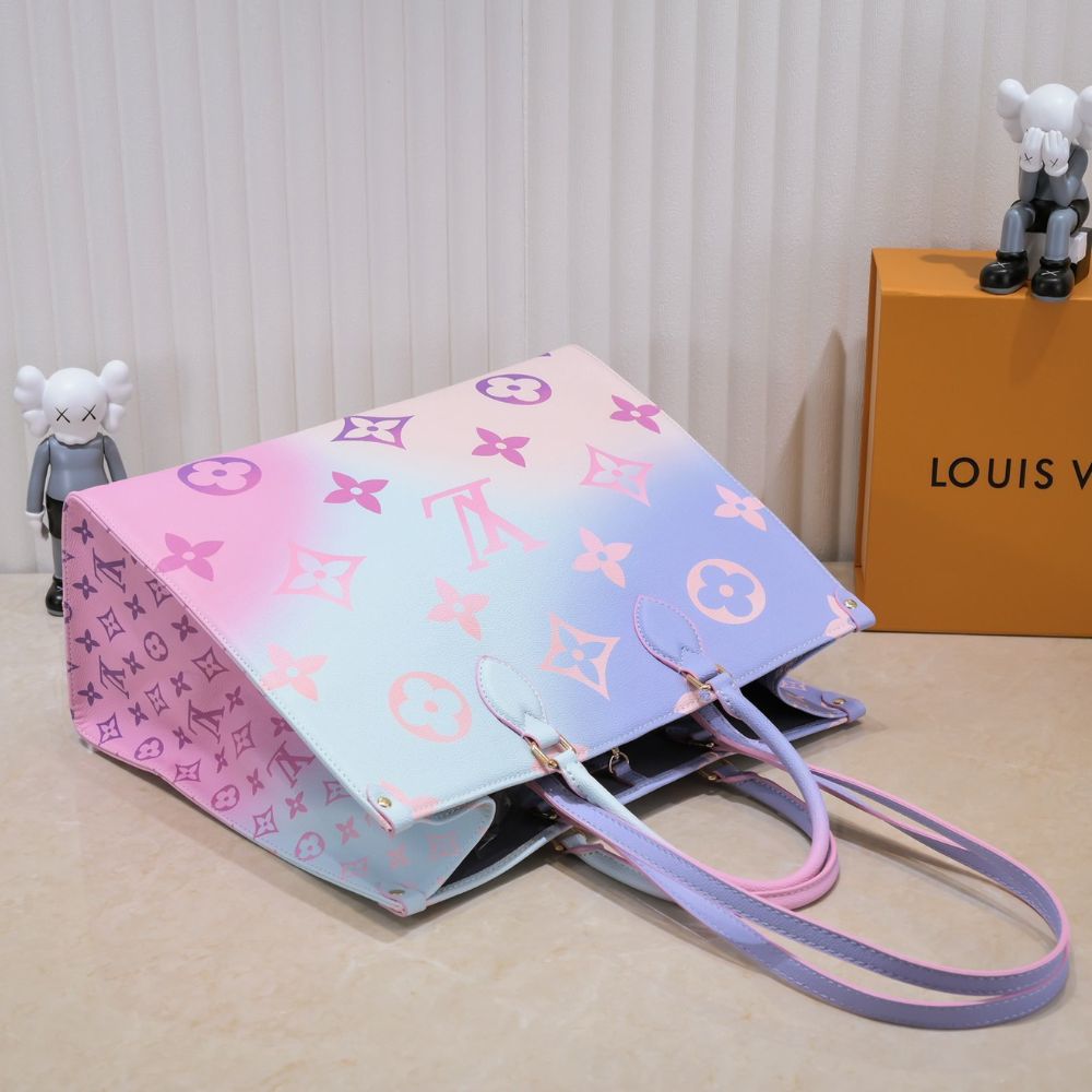 Louis Vuitton Onthego GM Sunrise Pastel 16.1 Inches M46076