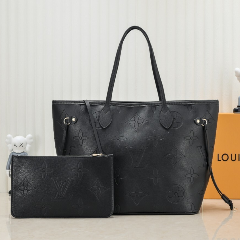 Louis Vuitton Neverfull MM Black 12.2 Inches M12605