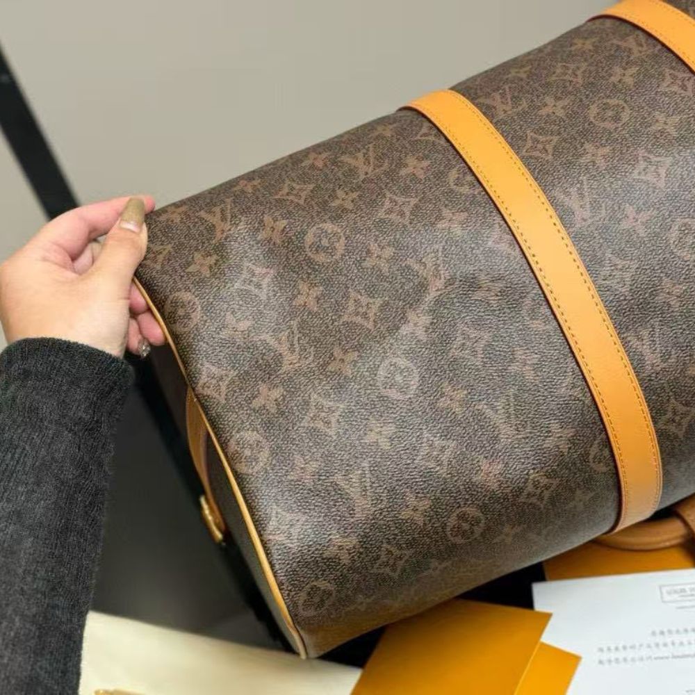 Louis Vuitton Keepall Bandoulière 50 Monogram 19.7 Inches M11541