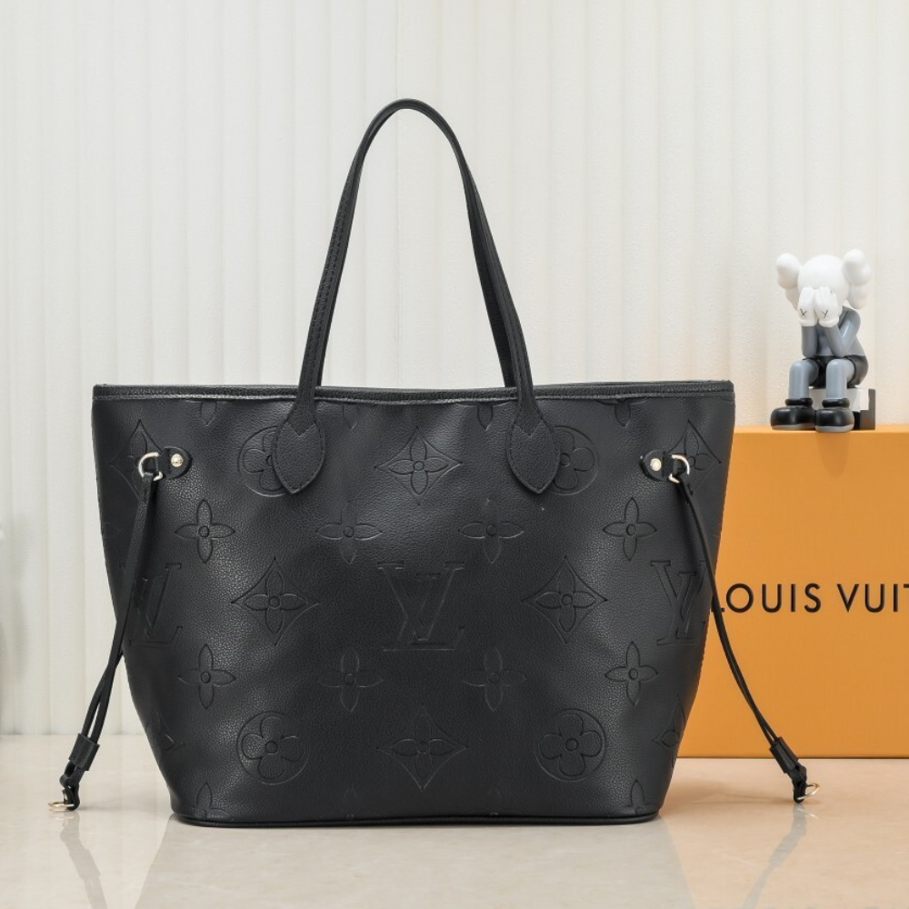 Louis Vuitton Neverfull MM Black 12.2 Inches M12605